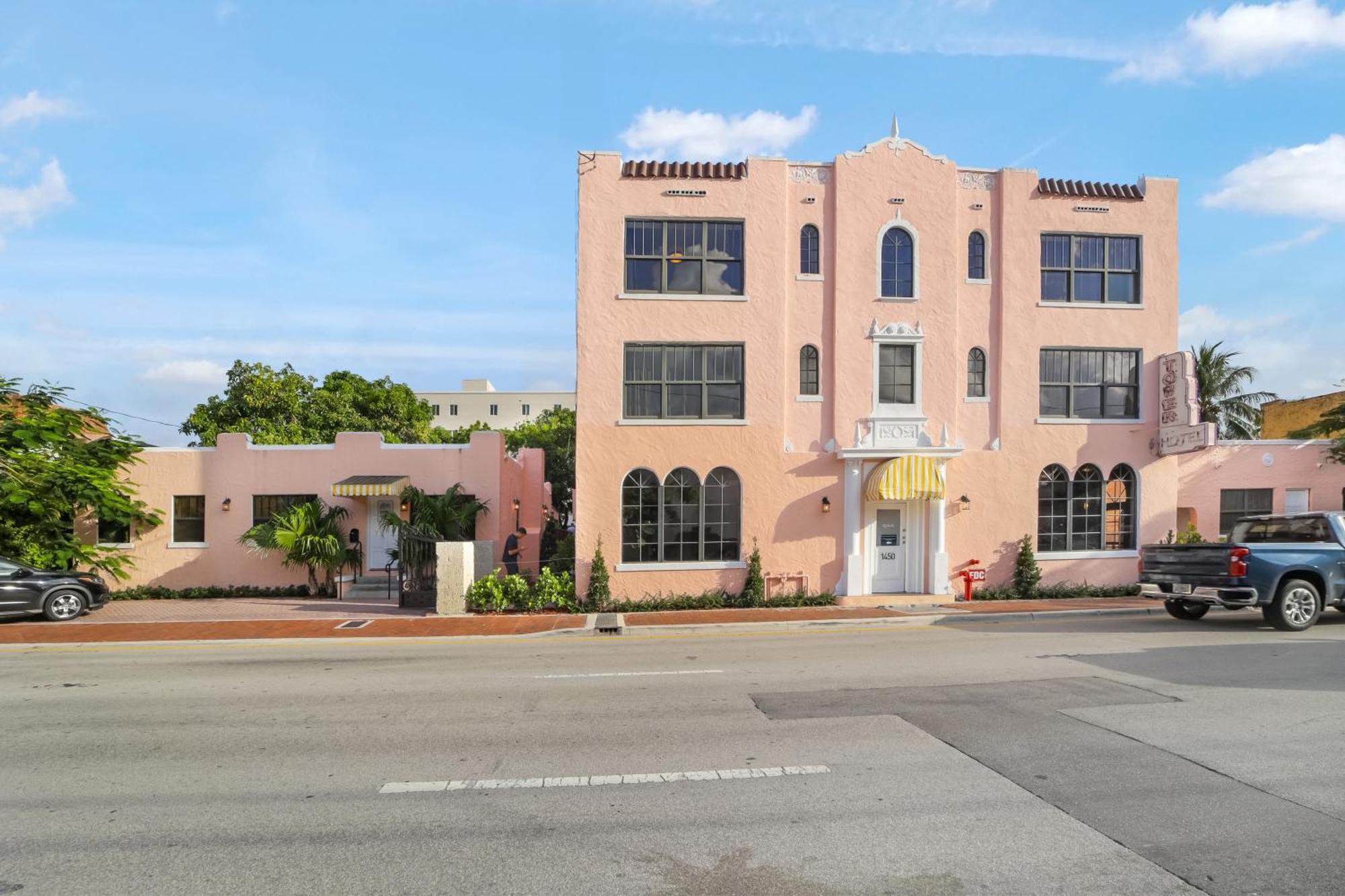 Tower Hotel Little Havana Miami Exteriör bild